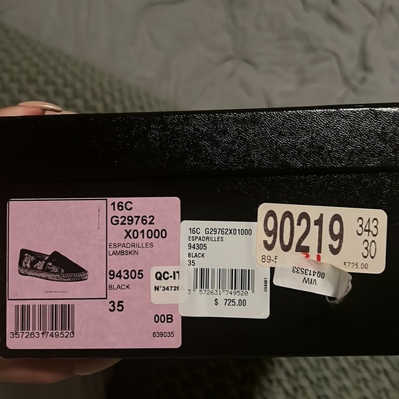 Chanel Espadrilles- Size 5- comes with box and dust bags - Picture 2 of 6